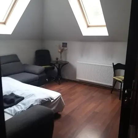 Vero Habitación en casa particular Marki (Wolomin)